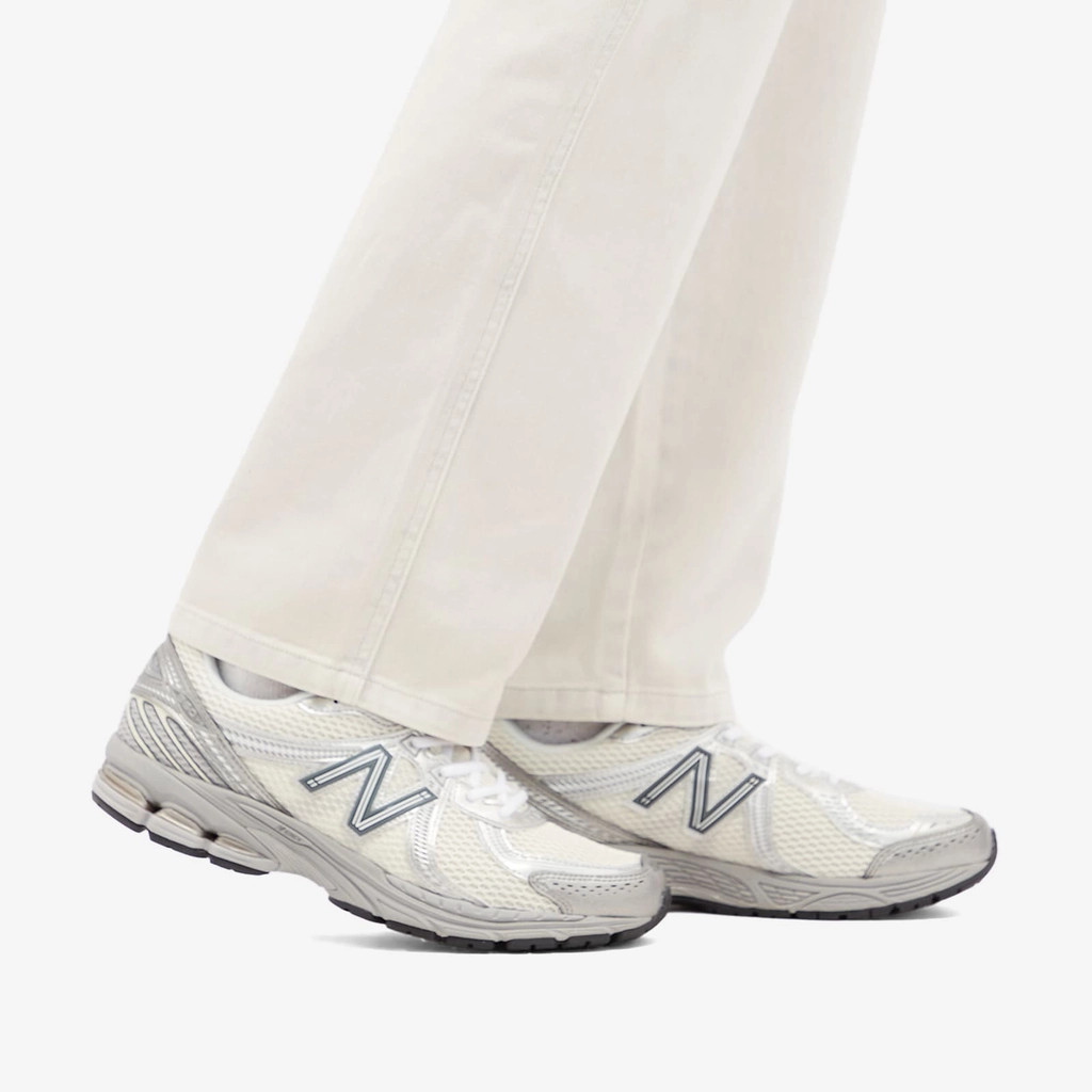 New Balance 860v2 Silver